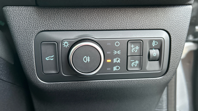 Ford Kuga 2.5 FHEV ST-Line 5dr CVT Hybrid Estate